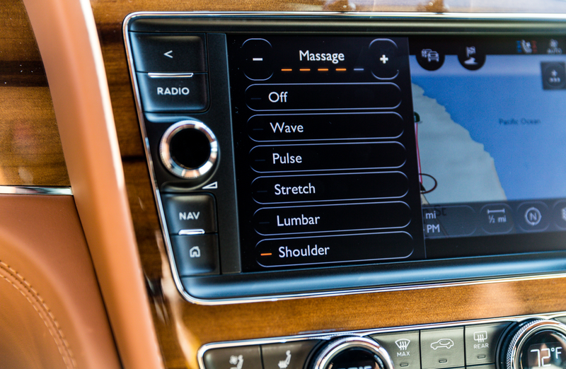 Illustration for article titled The 2019 Bentley Bentayga V8 Is the Most Opulent Way to Haul Your Stuff at 180 MPH